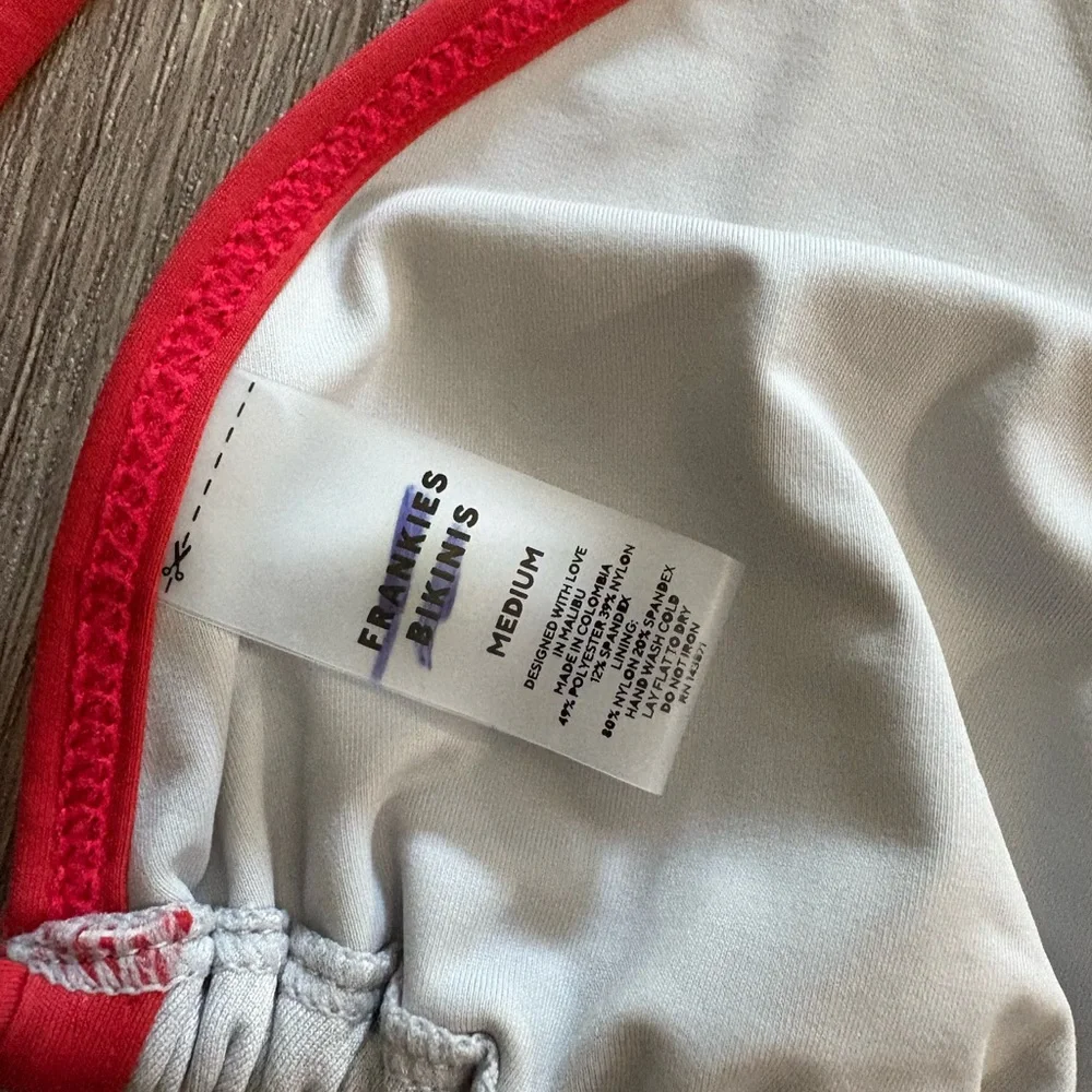 NEW Frankie’s Bikinis Nick triangle bikini top
